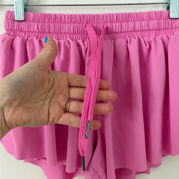 Barbie Pink Flowy Tennis Prep Preppy Built In Shorts Size Small - Picture 3 of 6